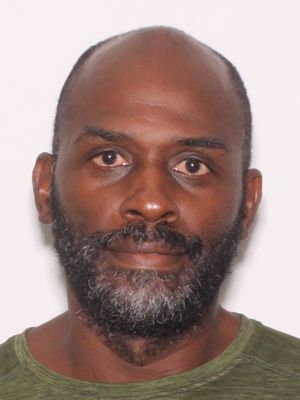 https://offender.fdle.state.fl.us/offender/CallImage?imgID=3219411