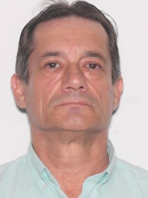 Carlos P Cerda