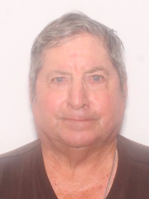 Robert Earl Maddox