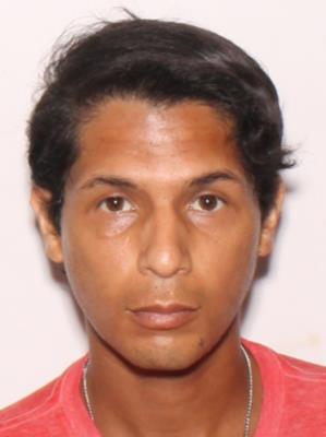 LEONISSAK TRAECY VALDIVIA