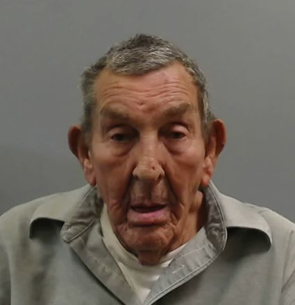 Gleaion Lee Wood