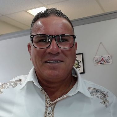 DAVID ROMAN